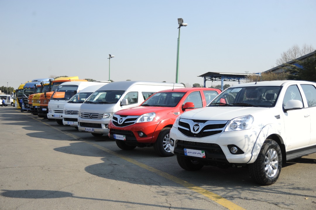 تولید ۸۲۰۰ دستگاه خودروی تجاری در ایران خودرو دیزل/ محصولات جدید در راه بازار